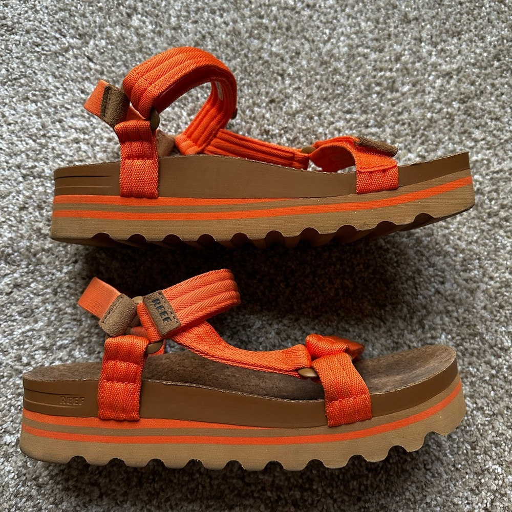 Reef  Women’s Orange Platform Sandals - Picture 2 of 6